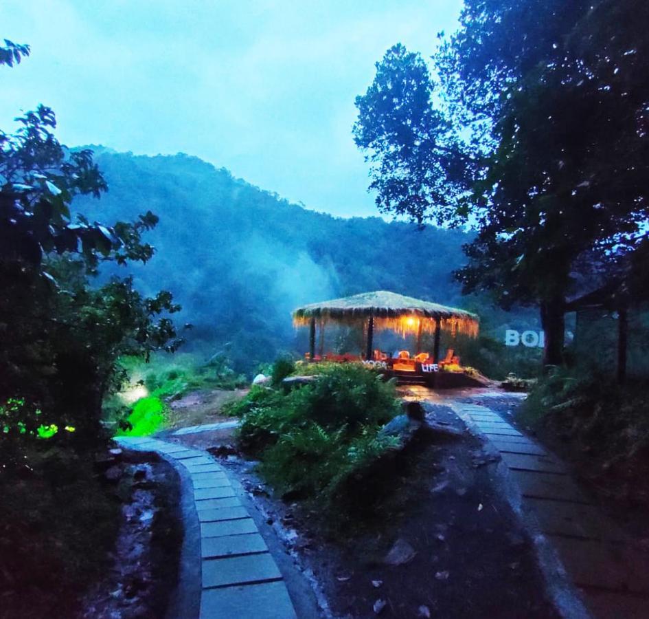 Holistic Stay Eco-Resort & Ayurvedic Retreat Paithalmala المظهر الخارجي الصورة