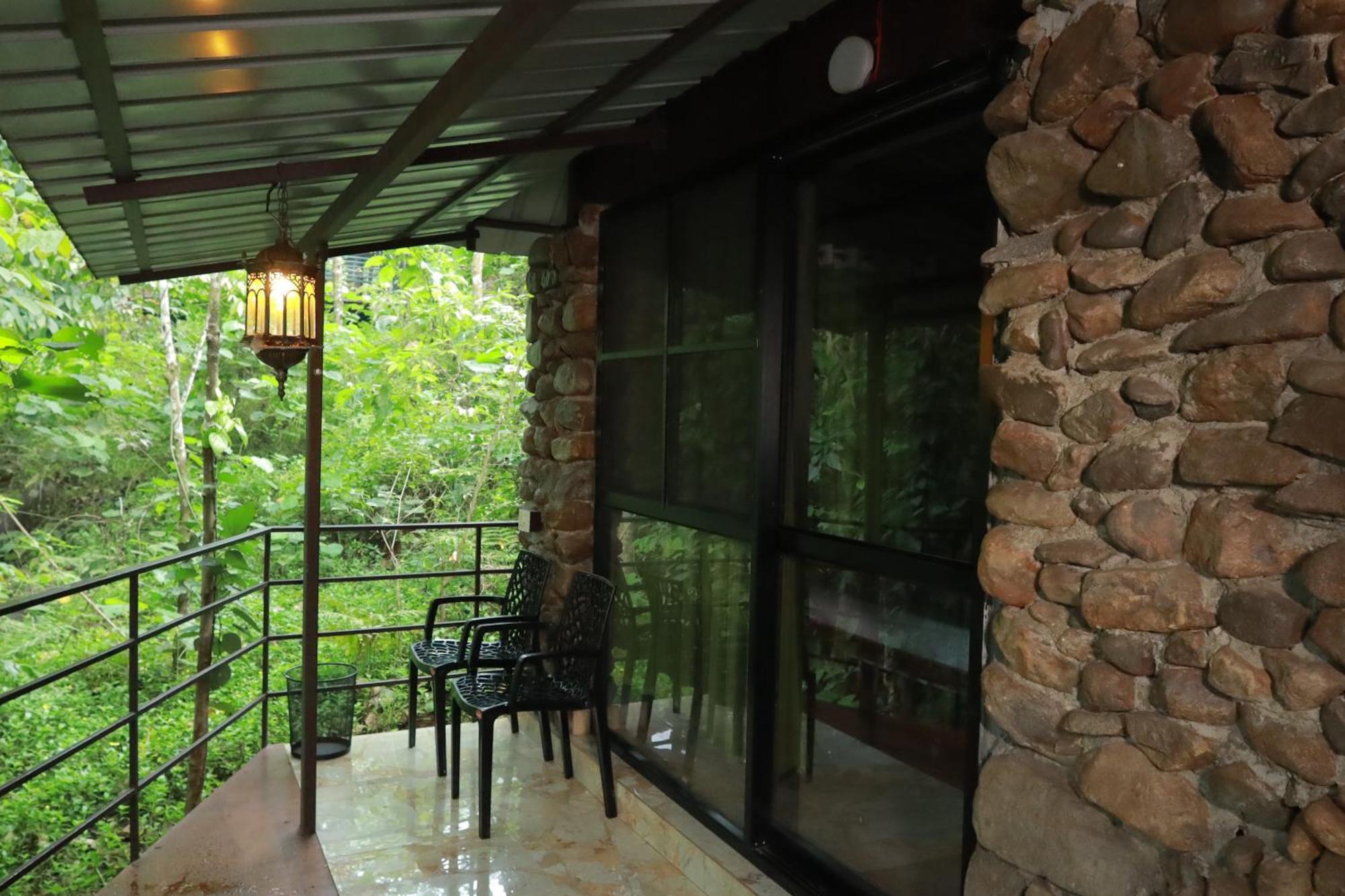 Holistic Stay Eco-Resort & Ayurvedic Retreat Paithalmala المظهر الخارجي الصورة